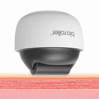 Bio Roller G4 microneedling-roller, ktorý ukazuje, ako mikroihelky prenikajú povrchom pokožky na stimuláciu kolagénu a zlepšenie štruktúry pokožky.