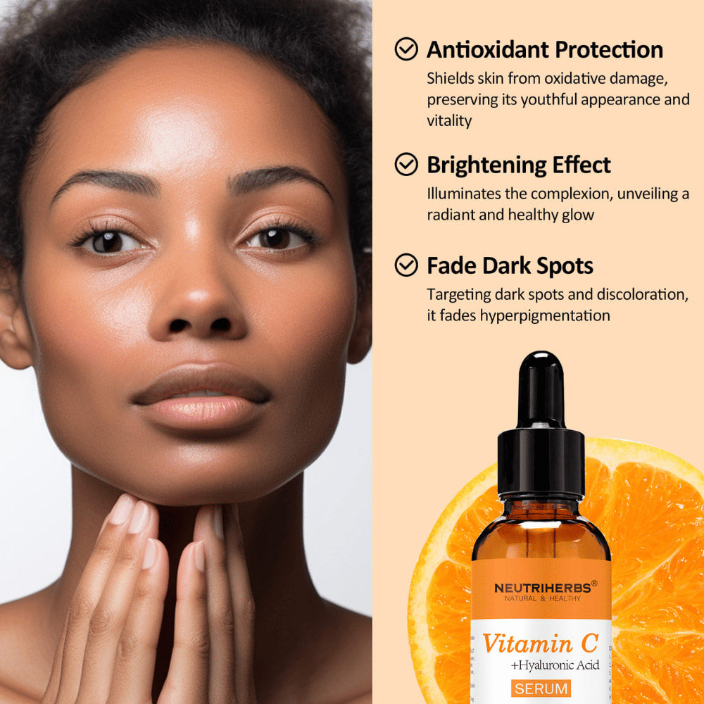 Žena s rovnomernou a žiarivou pleťou spolu s Neutriherbs Vitamin C + Hyaluronic Acid Serum 30 ml. Sérum s vitamínom C a kyselinou hyalurónovou, ktoré pomáha chrániť pokožku pred voľnými radikálmi, dodáva jej väčší jas a znižuje viditeľnosť pigmentových škvŕn.
